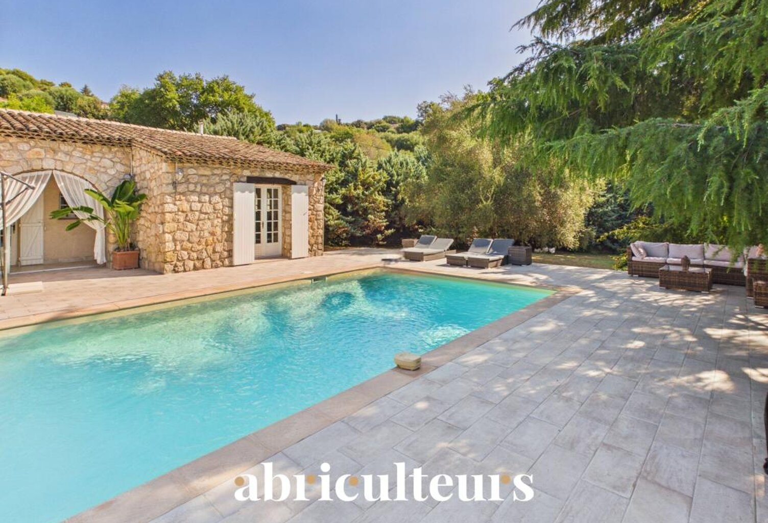 Bastide provençale de 345 m² avec vue panoramique en vente à Peymeinade (06530) — photo 1