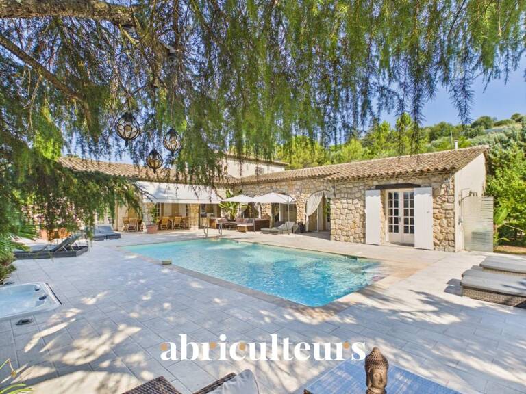 Bastide provençale de 345 m² avec vue panoramique en vente à Peymeinade (06530) — photo 1