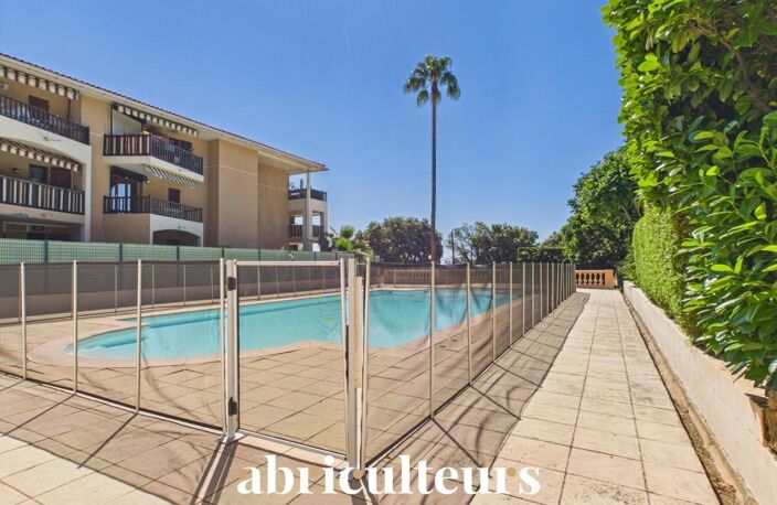 Appartement entièrement rénover en vente dans le Quartier Saint Jacques Grasse (06130) — photo 4