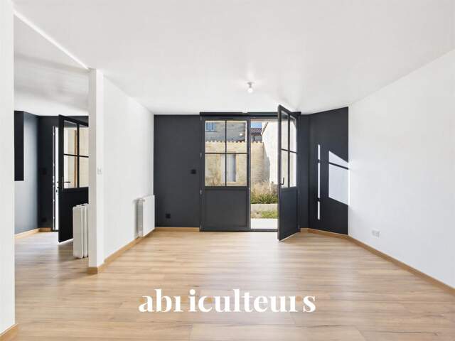 Maison avec extérieur et rénovation récente en vente à Cognac 16100 — photo du bien