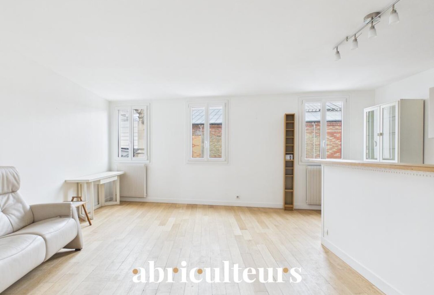 Appartement 3 pièces avec cuisine ouverte et parking en vente à Paris 13e 75013 — photo 1