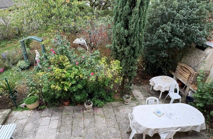 Maison familiale de 5 chambres à deux pas des écoles et des commerces — photo 3