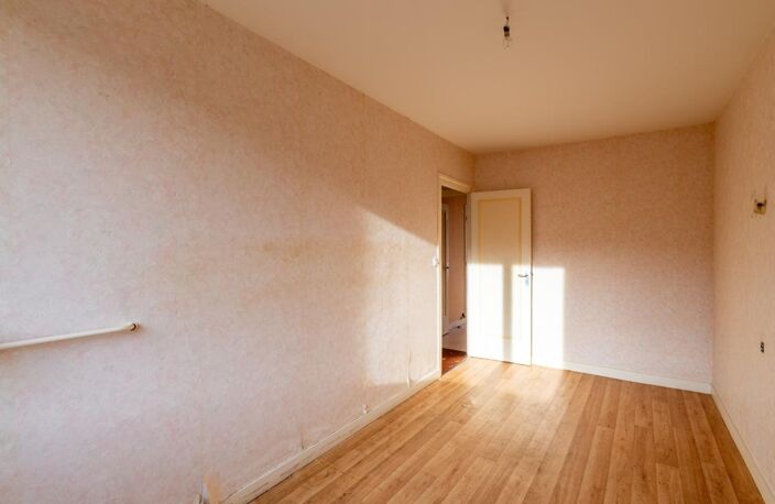 Appartement - 58 m² - Vienne (38) — photo 2