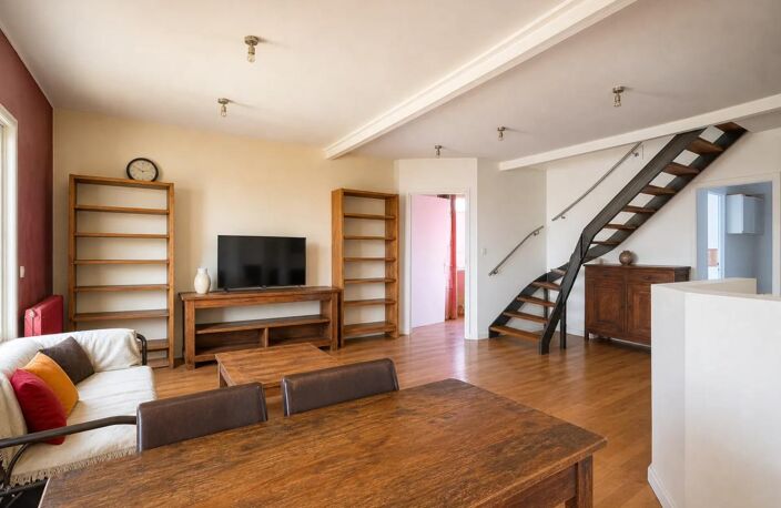 Maison de 8 pièces de 145 m² à Mérignac — photo 5