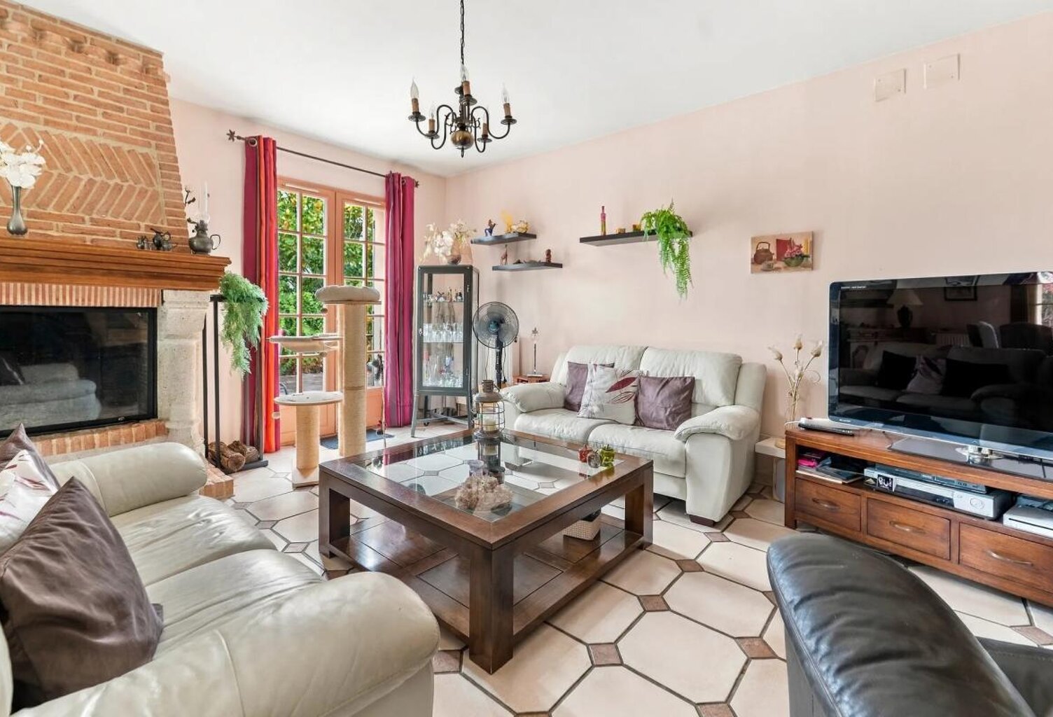Maison de 5 pièces de 160 m² à Saint-Pierre-lès-Elbeuf — photo 1