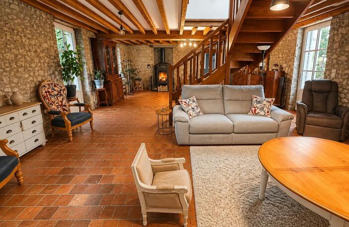 Maison de 7 pièces de 175 m² à Vennecy — photo 2