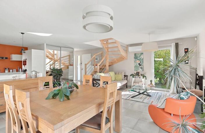 SAINT-GENIS-LES-OLLIÈRES – MAISON INDIVIDUELLE DE 110 M² — photo 3