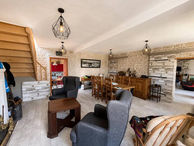 Maison de 7 pièces de 201 m² à Prin-Deyrançon — photo 1