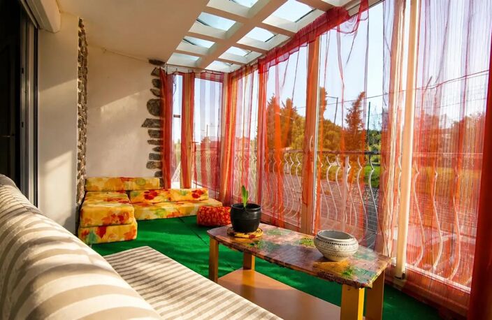 Maison de 7 pièces de 143 m² à Angoulême — photo 2