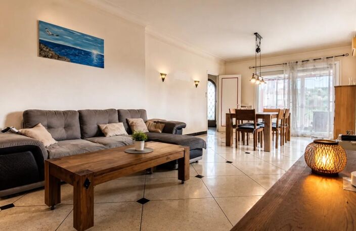 Maison de 7 pièces de 143 m² à Angoulême — photo 3