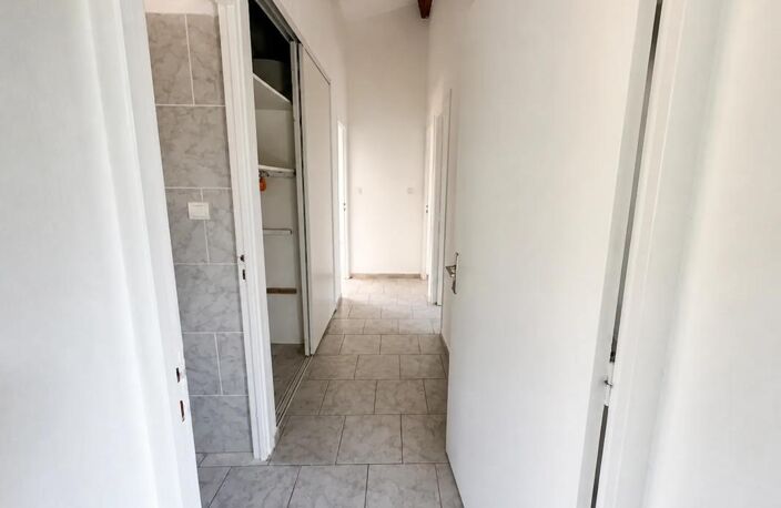 Appartement T4 de 90 m² à Antisanti — photo 4