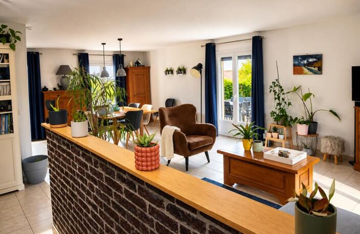 Maison de 5 pièces de 121 m² à Saint-Martin-Belle-Roche — photo 5