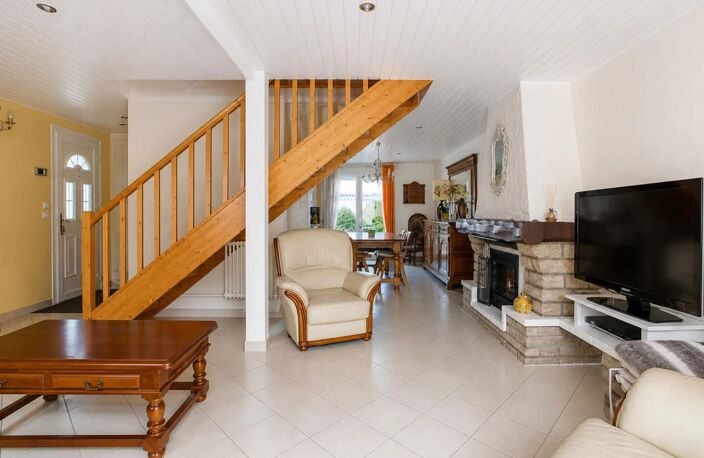 Maison de 3 pièces de 120 m² à Saint-Pierre-lès-Nemours — photo 2