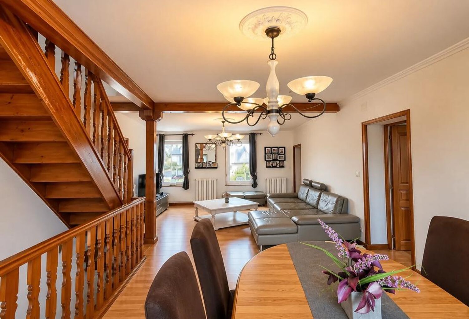 Maison de 8 pièces de 157 m² au sol à Neufchef — photo 1