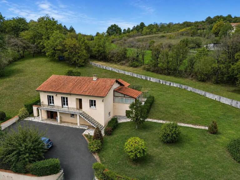 Maison de 6 pièces de 145 m² à Saint-Martial-de-Valette — photo 1
