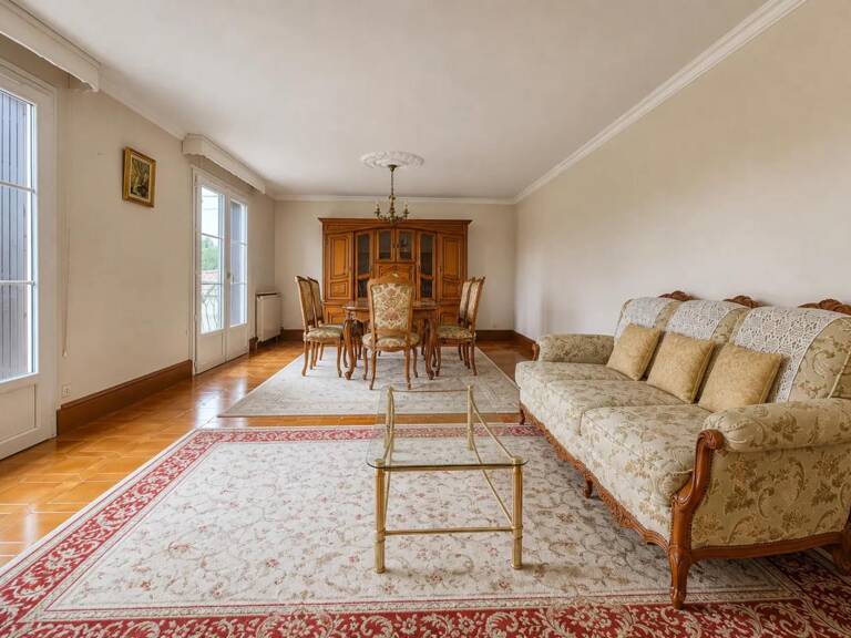 Maison de 6 pièces de 145 m² à Saint-Martial-de-Valette — photo 1