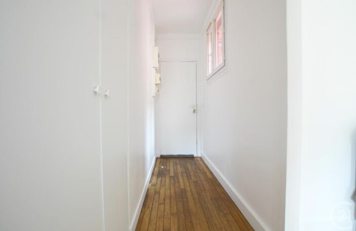 T1 — photo 4