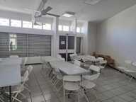 A LOUER LOCAL COMMERCIAL DE 130M² ST LOUIS — photo 2