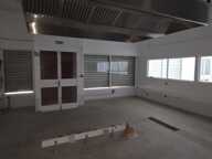 A LOUER LOCAL COMMERCIAL DE 130M² ST LOUIS — photo 3