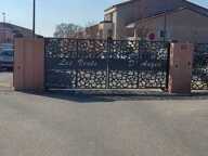 APPARTEMENT 2 PIECES + TERRASSE+PARKING - LE BEAUSSET — photo 2