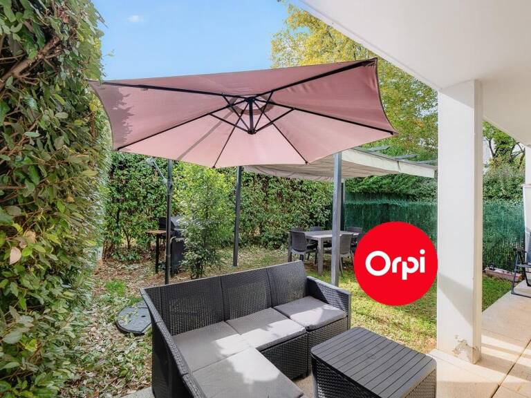 Appartement À Vendre Rez-de-jardin - Secteur Berliet à 3,5km de Lyon - 1km du parc de Parilly — photo 1