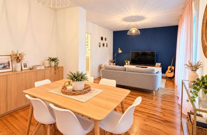 À VENDRE – Bel appartement traversant de 65 m², lumineux et rénové – 2 chambres — photo 2