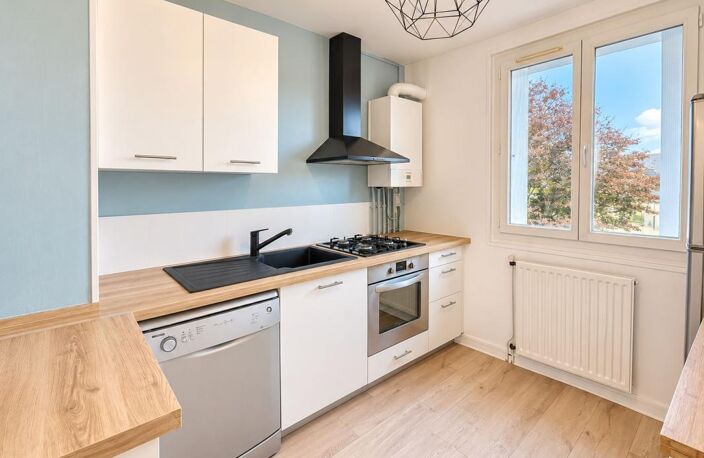 À VENDRE – Bel appartement traversant de 65 m², lumineux et rénové – 2 chambres — photo 4