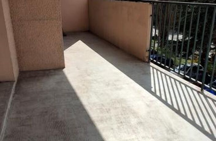 Appartement Sainte Foy Les Lyon 3 pièce(s) 65.46 m2 — photo 2