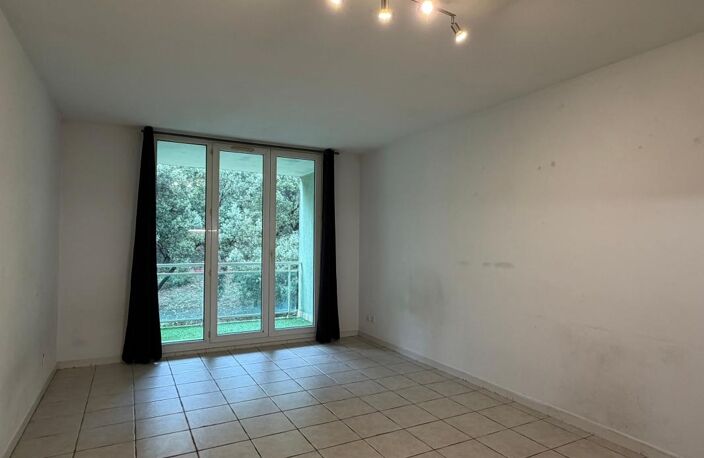 Appartement À Vendre — photo 2