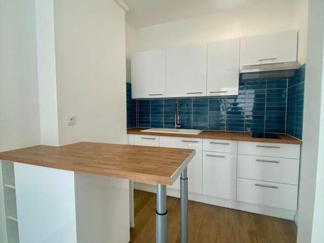 À LOUER – Bel appartement T2 rénové centre ville — photo du bien