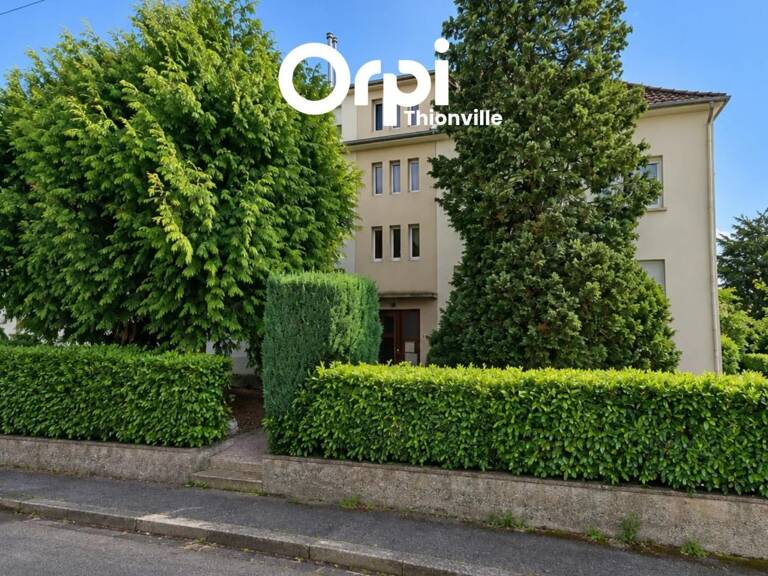 THIONVILLE – Appartement F3 de 79 m² avec loggia, cave et parking — photo 1