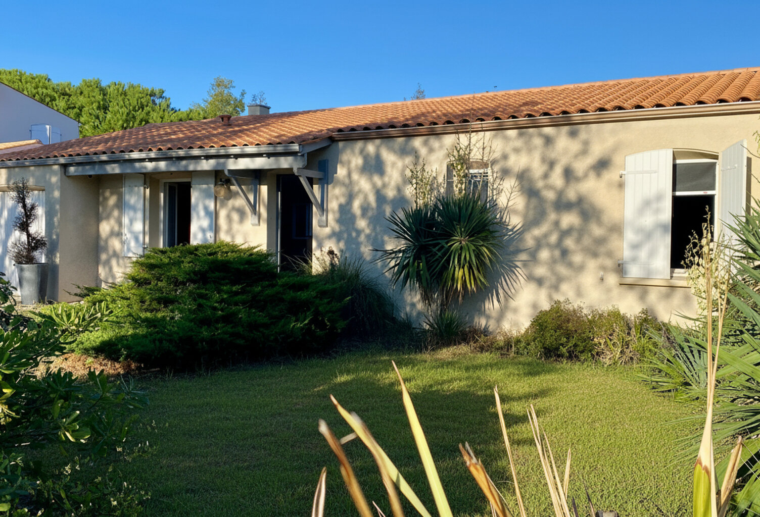 Périgny Rompsay ? Maison de plain-pied 3 chambres sur 820 m² de terrain — photo 1