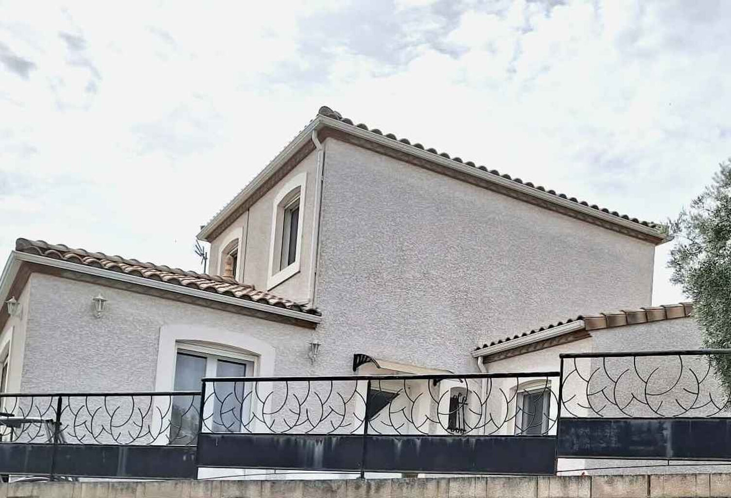 VILLA CONTEMPORAINE 4 CHAMBRES BELLES PRESTATIONS — photo 1