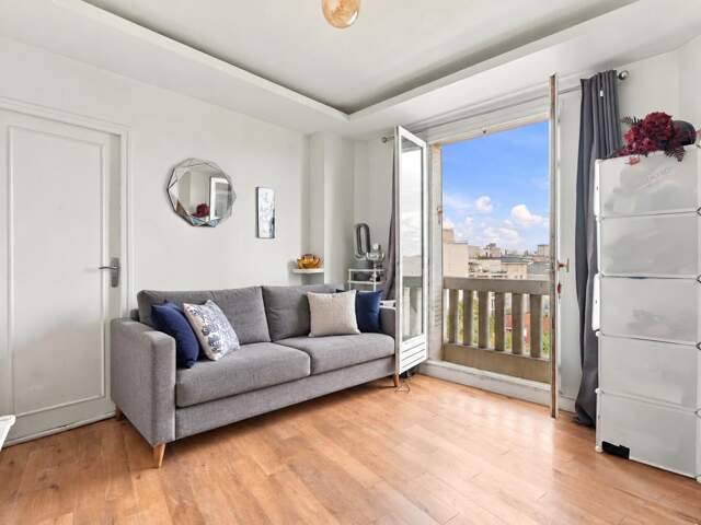 Appartement La Garenne Colombes 2 pièce(s) 37.58 m2 — photo du bien