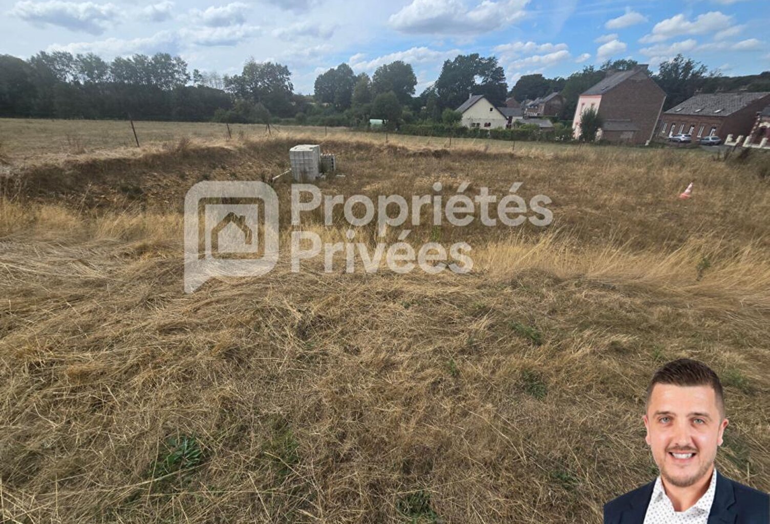 Terrain Saint Michel 1056 m2 — photo 1