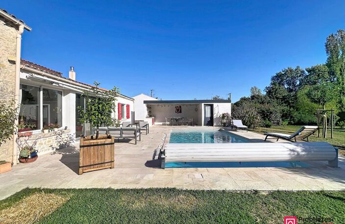 LE GUÉ-D'ALLERÉ - Maison en pierre rénovée - 200 M² - Parc arboré - Piscine chauffée - DPE C — photo 5