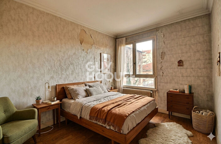 Montchat - Appartement T4 de 79 m²,  avec loggia, cave & garage, LYON 3ème (69003) — photo 5