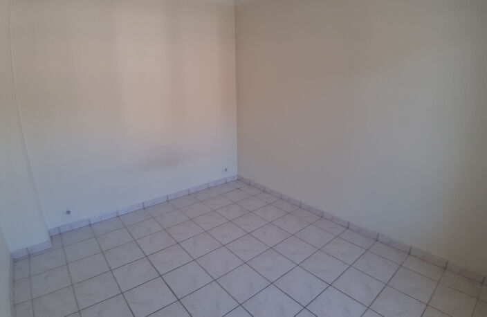 Appartement Vals Les Bains 2 pièce(s) 44 m2 — photo 4