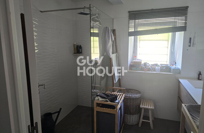 Maison St Etienne De Fontbellon 4 pièce(s) 130 m2 — photo 4