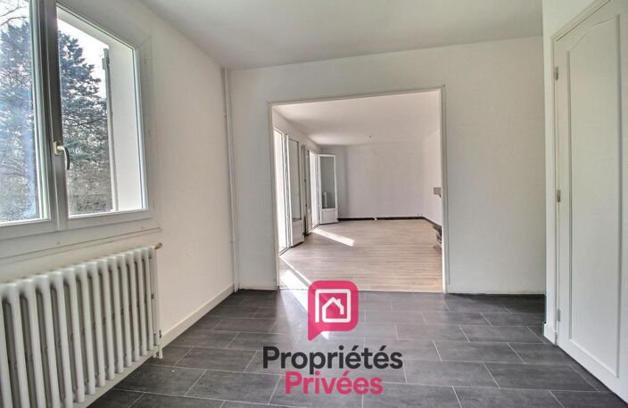 PANNES 45700 - A VENDRE MAISON 110 m2 - 4 CHAMBRES, SOUS-SOL TOTAL, TERRAIN 907 m2 — photo 5