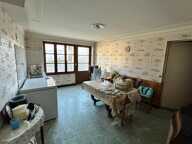 US : GRANDE MAISON AVEC BEAUCOUP DE POTENTIEL ! — photo 2