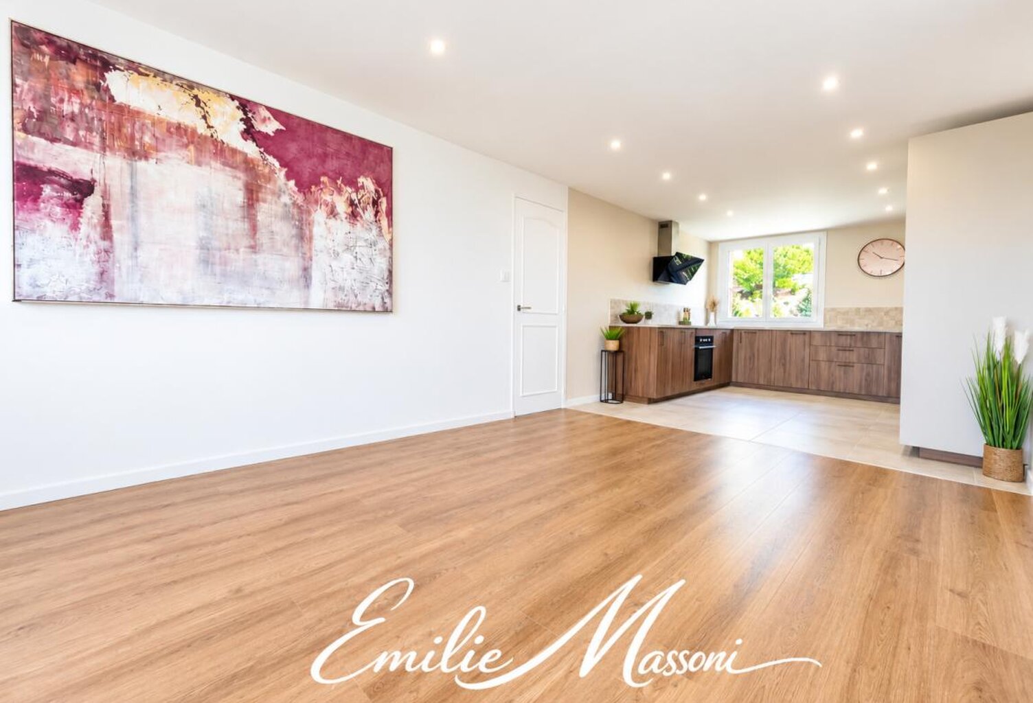 Appartement T5/6 105m2 La Rouvière 13009 — photo 1
