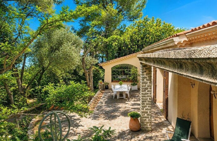 MAISON DE CARACTERE -TOULON OUEST - LES BONNES HERBES — photo 2