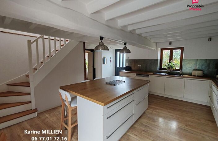 SAINT GERMAIN SUR AVRE Maison individuelle avec studio aménagé - 1 étage - 4 chambres - Petites dépendances pour stockage - Terrain - 296000  HAI — photo 2