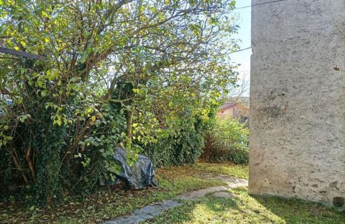 Belle petite maison à Valprivas 70 m² deux chambres et jardin 85 000 — photo 2