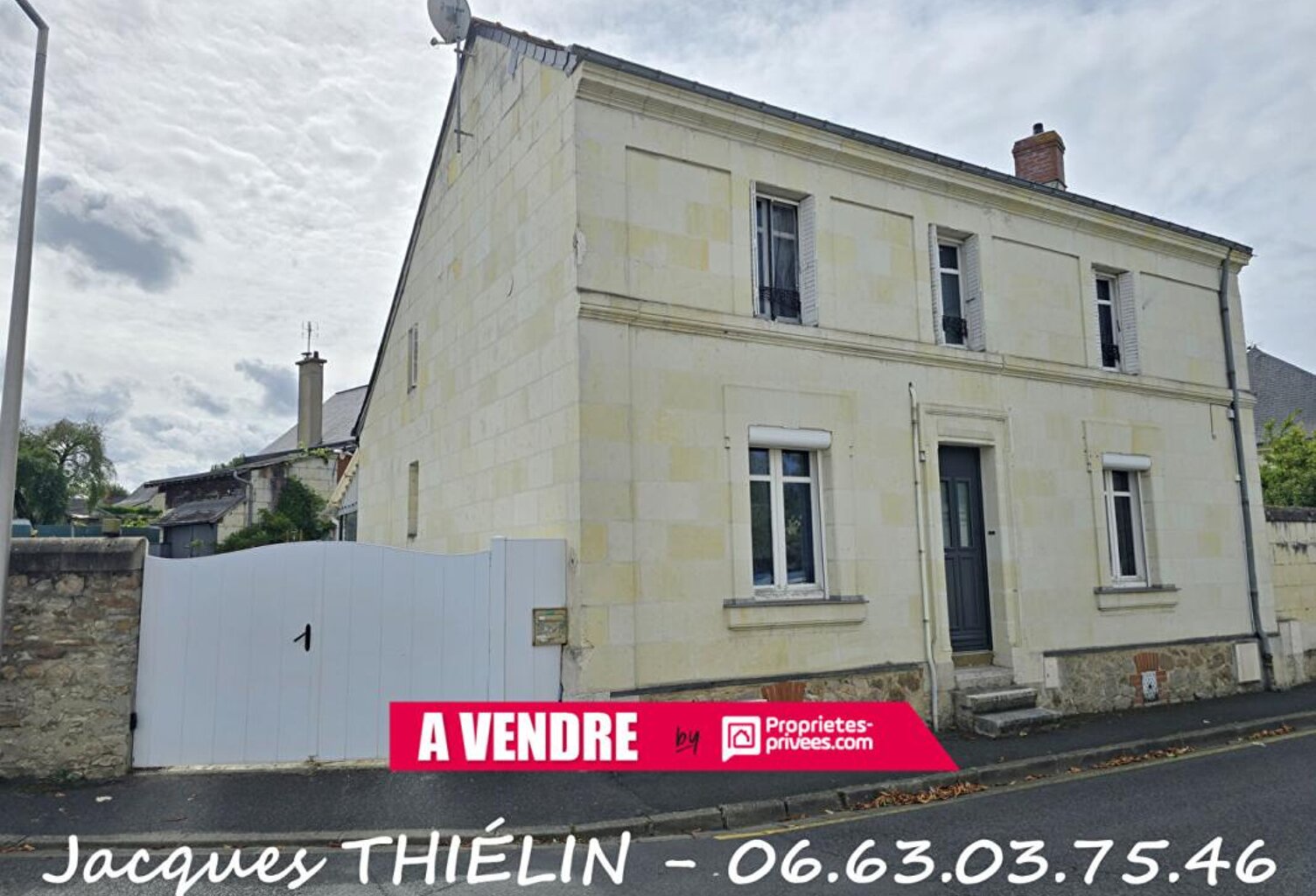 Charmante maison tuffeau au coeur de Longué-Jumelles — photo 1