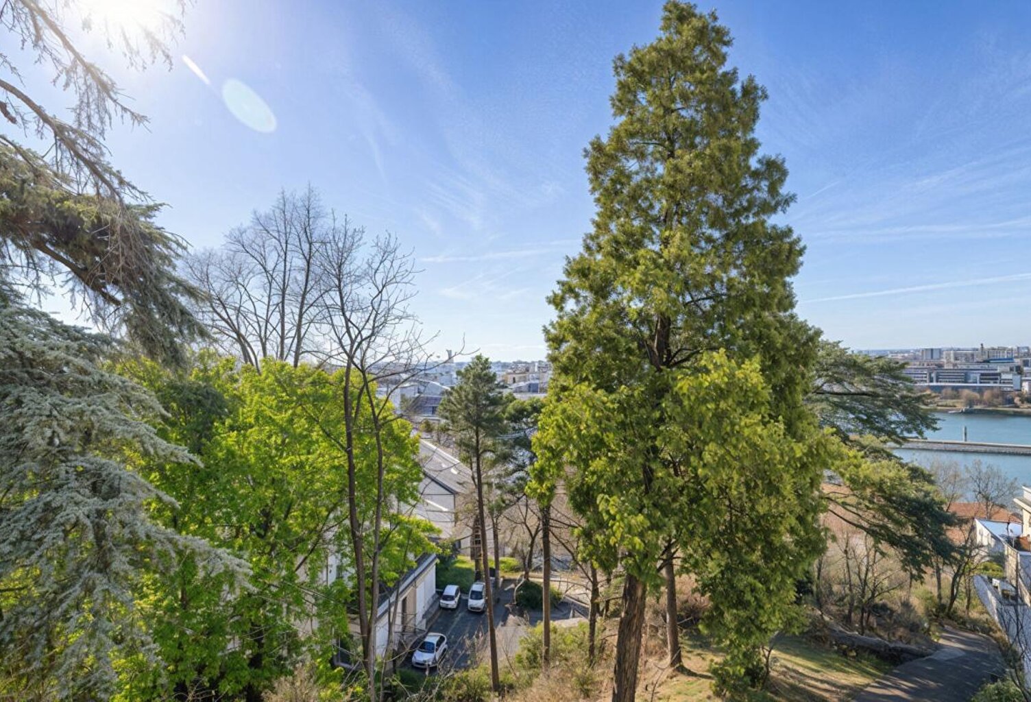 Exclusivité - Rhône (69) - Appartement  T4 - La Mulatière - Limite Sainte Foy lès Lyon - 77 m2 — photo 1