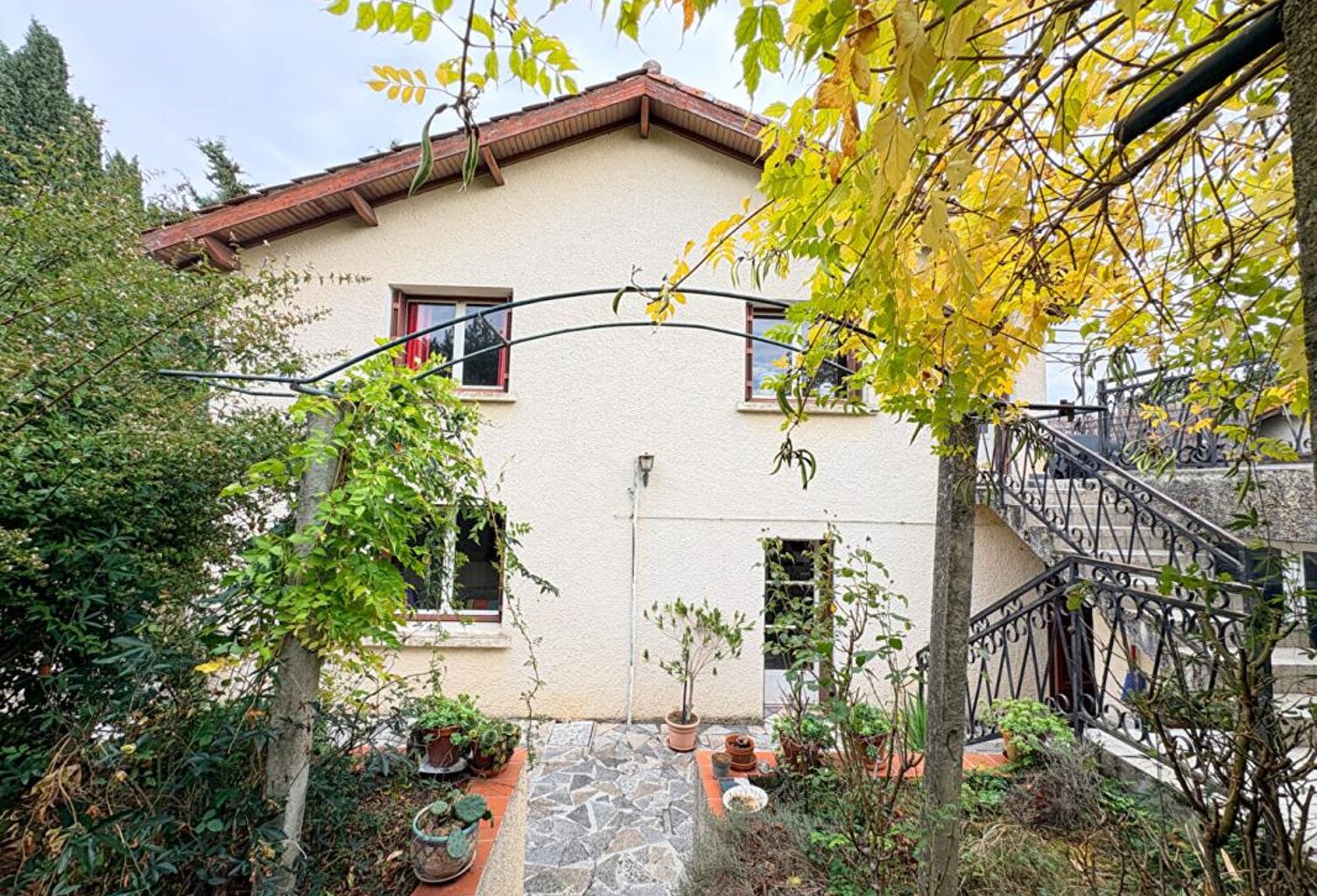 Thil - Maison T6  sur parcelle de 1300m² — photo 1