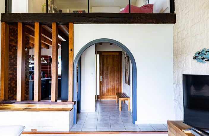 Maison Contemporaine, belle piscine, grande terrasse et double garage — photo 5