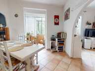 DRAGUIGNAN , T3 LUMINEUX AVEC VÉRANDA , IDÉAL HABITATION OU INVESTISSEMENT — photo 4